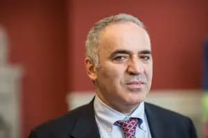 Kasparov: “Hay que plantear cómo adaptar la democracia al siglo XXI”