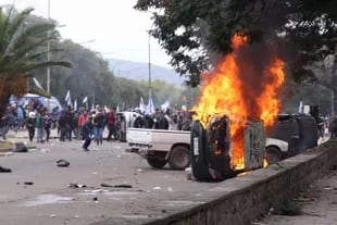 Los incidentes de ayer en los alrededores de la Legislatura de Jujuy