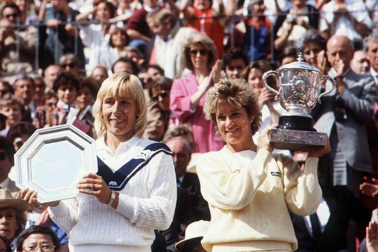Evert, campeona ante Navratilova, en Roland Garros '85. Sus enfrentamientos marcaron época