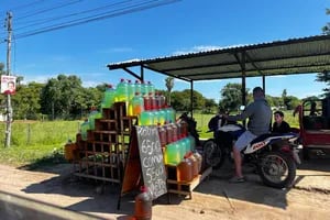 En el límite entre Paraguay y la Argentina, líneas fronterizas desdibujadas, contrabando y “precios increíbles”