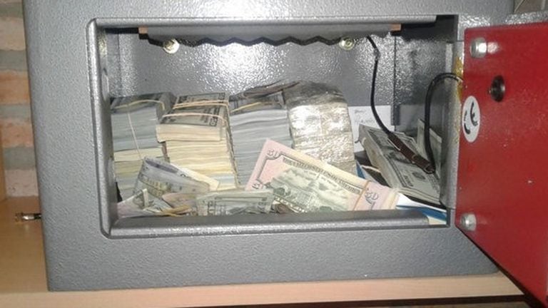 Los 500 mil dólares encontrados en una caja fuerte de la chacra de Balcedo