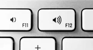 Con F12 subes el volumen de los altavoces en Mac, pero si presionas a la vez Fn (Función), se ejecutará la función rápida asignada a esa tecla.