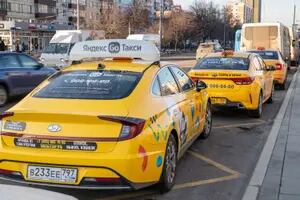 Un ciberataque al mayor servicio de taxis ruso hizo que todos los autos fueran al mismo lugar
