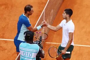 Salutul final dintre Nadal și Alcaraz, un simbol al următorului pas în comanda tenisului spaniol