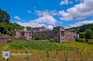 El Monasterio de San Julian de Samos se ubica en Lugo, Espaa (Foto: abadiadesamos.com)