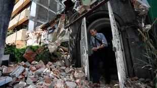 Terremoto en México: son 248 los muertos, cientos los heridos y decenas los desaparecidos debajo de los escombros