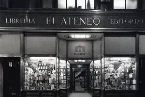 La centenaria editorial que creció hasta fundar la librería argentina más hermosa del mundo