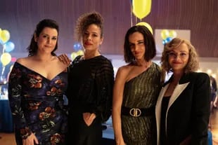 Melanie Lynskey, Tawny Cypress, Juliette Lewis y Christina Ricci, cuatro actrices que aportan su talento a  Yellowjackets