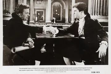 Películade 1984, Mel Gibson y Anthony Hopkins Reproducciones que pertenecieron al archivo de Tiempo Argentino, Cronista Comercial y La Opinión. Hernán Zenteno/Reproducción