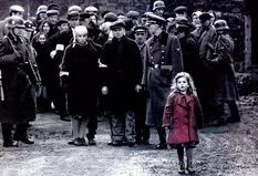 El rol en la guerra de Ucrania de la niña que protagonizó una escena icónica de La lista de Schindler