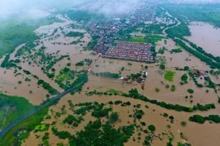 Bolsonaro rechazó la ayuda ofrecida por la Argentina para socorrer a los damnificados por las inundaciones