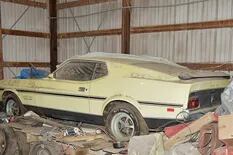 Encontraron un histórico Ford Mustang arrumbado en un garage hace casi 50 años