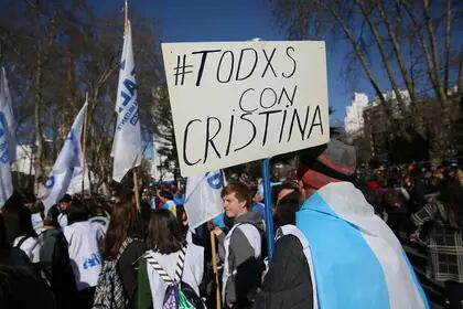 Manifestación en apoyo a Cristina Kirchner en Mar del Plata