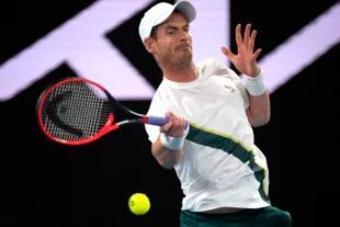 Andy Murray advanced to the second round from Australia after winning a selections match against Brittini 