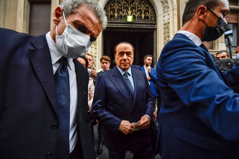 Silvio Berlusconi fue absuelto de cargos de corrupción que pesaban en su contra y ahora apunta a volver al Ejecutivo italiano