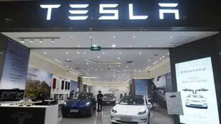 En noviembre de 2022, Tesla tuvo que retirar 321.000 autos con problemas de software.
