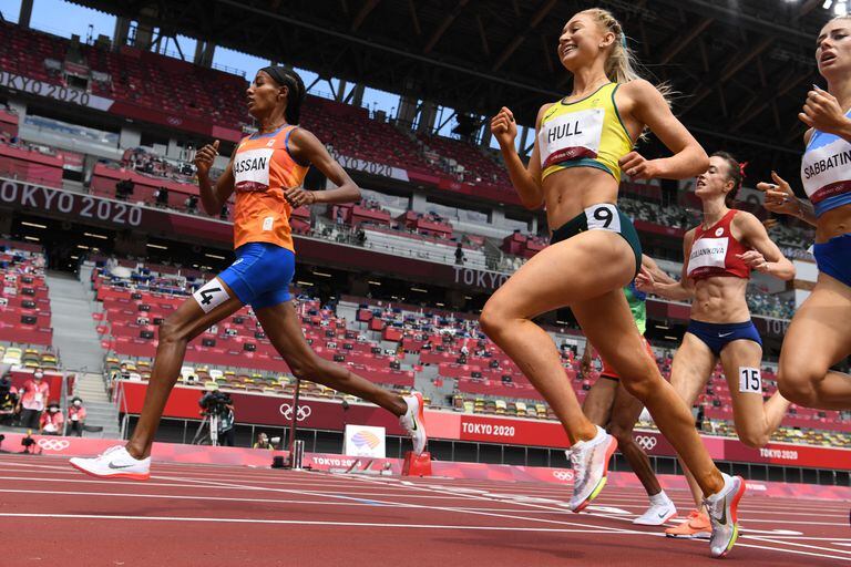 La holandesa Sifan Hassan gana las eliminatorias de los 1500 metros en Tokio 2020