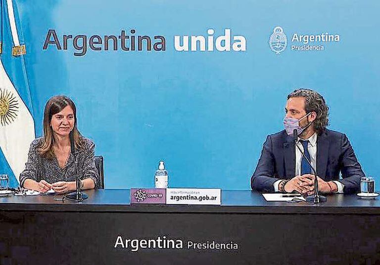 Fernanda Raverta (Anses) y el jefe de Gabinete, Santiago Cafiero
