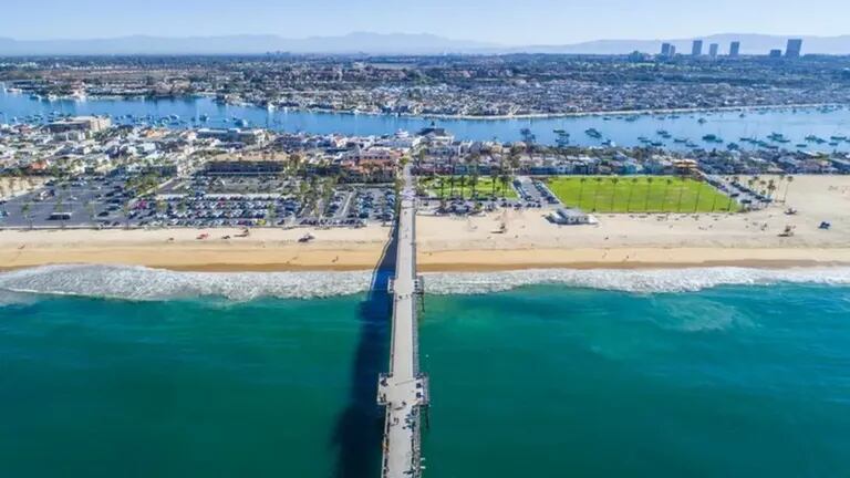 Isla Balboa se construyó sobre una marisma en California y, durante años, los residentes sufrieron debido a la infraestructura deficiente