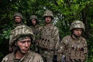 Giro en la guerra: ahora son los soldados de Ucrania los que más sufren en el campo de batalla