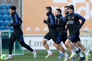 Real Madrid, diezmado por los contagios, y un DT inglés pide que se "eduque" a los futbolistas