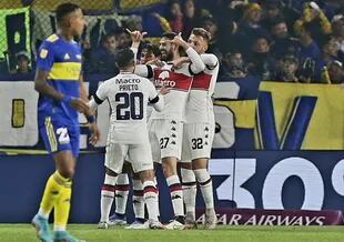 Boca le ganó a Tigre jugando bien y haciendo 5 goles, pero también sufrió 3...