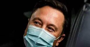 Musk hizo polémicos comentarios en Twitter sobre la pandemia de covid-19.