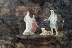 Descubren una sala de banquetes en Pompeya con frescos inspirados en la guerra de Troya