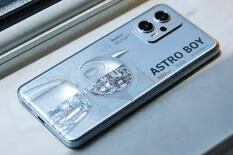 Así es la impresionante edición especial de un smartphone dedicada a Astro Boy