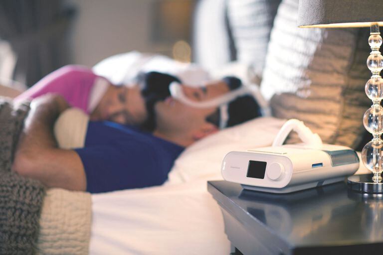 Los equipos de presión positiva se utilizan para el tratamiento de las apneas del sueño, que sufre el 25% de la población adulta