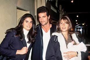 Otros tiempos: Gabriela Sabatini, Osvaldo Sabatini, Catherine Fulop y Oriana Sabatini bebé, en 1996