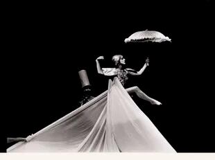 Registro de Julie Weisz de El circo, obra de Alberto Agüero realizada en el Teatro 
Nacional Cervantes en 1988