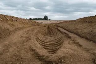 Las excavaciones de Sutton Hoo fueron recreadas en Godalming, en Surrey