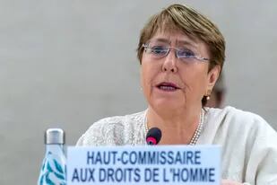 ONU: según Bachelet, los bombardeos israelíes pueden ser un “crimen de guerra”
