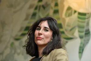 Premian a la argentina Magalí Etchebarne: "Es ruidosa la literatura latinoamericana”