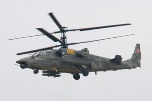 Guerra en Ucrania: un video muestra cómo soldados derribaron al helicóptero ruso más poderoso