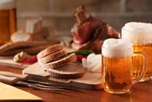 Según concluyeron un grupo de investigadores, tomar uno o dos tragos cada día de cualquier bebida alcohólica (vino, cerveza o espirituosa) incrementa entre el 10 y el 15% el riesgo de accidente cerebrovascular o ACV