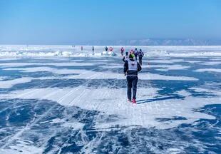 Algunos tramos de la carrera se realizan directamente sobre hielo.