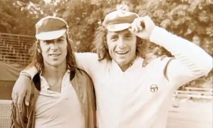Tito Vázquez y Guillermo Vilas, unidos por el tenis, la música y la literatura