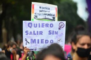 Manifestacion de Ni Una Menos por el femicidio de Ivana Modica
