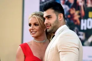 Britney Spears mostró un adelanto de su vestido de novia y crece la expectativa por la fecha de su casamiento