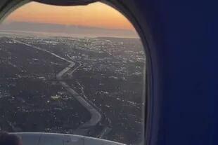 Mexican Shared An Image Of The Flight That Took Her To Los Angeles, Though She Couldn'T Enter