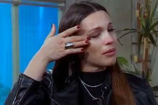 Pampita sufrió un percance en medio de su programa que la hizo llorar