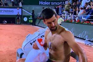 Qué función tiene el misterioso dispositivo que utiliza Djokovic en Roland Garros