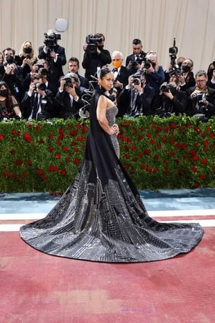 Alicia Keys and her own recreation of the "Golden glamor" for the 2022 MET Gala