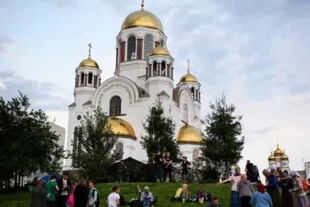 "La iglesia sobre la sangre en nombre de todos los santos que resplandecieron en la tierra de Rusia"