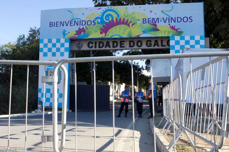 La selección Argentina custodiada con seguridad privada en Cidade Do Galo, el búnker argentino en el Mundial 2014