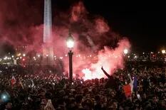 Les Bleus tuvieron su respaldo: miles de franceses los ovacionaron en la Plaza de la Concorde