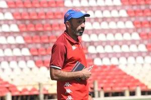 Azconzabal dejó de ser entrenador de Unión ¿Se acerca Palermo?