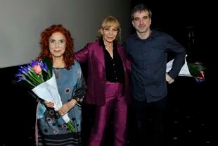 Mirta Busnelli, Cecilia Roth y Daniel Hendler, en el estreno de El prófugo